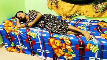 Desi Kamini Bhabhi Swallows Hot Cumshot