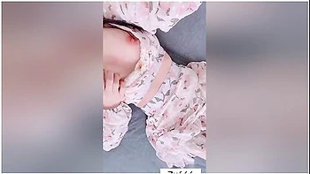 Perfect Pink Pussy Rubbing Clit & Masturbating Solo