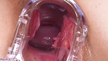 Angel Princess Solo Close-Up Pussy Play