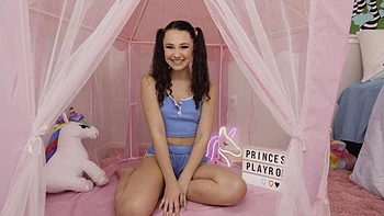 Liz Jordan's tight pussy gets pounded by Charles Dera in HD POV