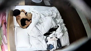 Amateur couple hidden cam