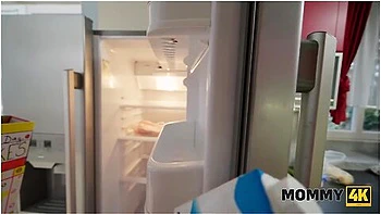 Milf Janet Alfano Fucked Her Offsprings Boyfriend In The Bathroom