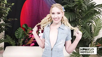 Bouncy Bryan and Kallie's cum on face smut