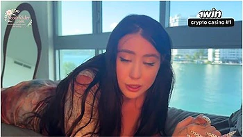 Freaky Ahh Beautiful Stepsis Refuses To Wear Panties In My Bed