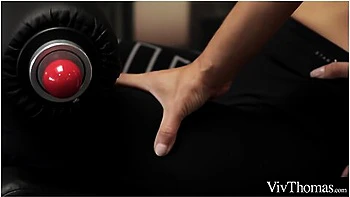 Viv Thomas And Alyssa Bounty - Personal Trainer Gives Sexy New Client A Hot Lesbian Workout