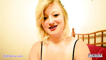 Plastic Hope's curvy sex