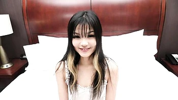 Heavenly lassie's petite asian video