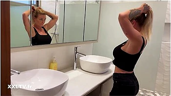 Margot Dulac - Solo In The Shower