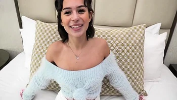 Cute Teen 18+ Amateur With Tan Lines Makes Her First Amateur Porn