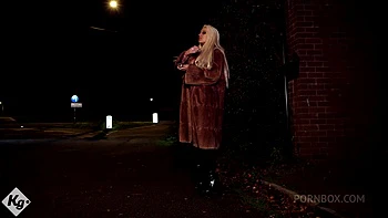 Blonde Whore Satisfies Her Creepy Client